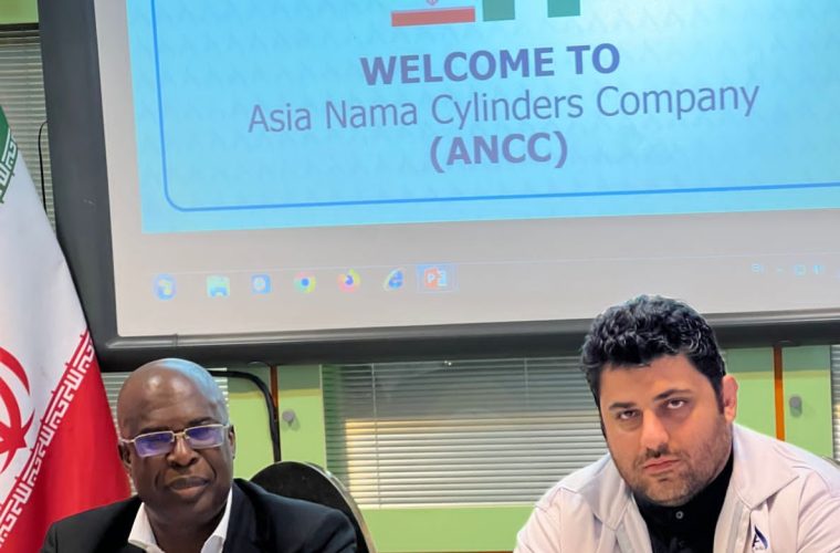 حسام خوشبین فر مدیرعامل آسیاناما:۵۰۰ هزار دستگاه مخزن CNG به نیجریه صادر می شود